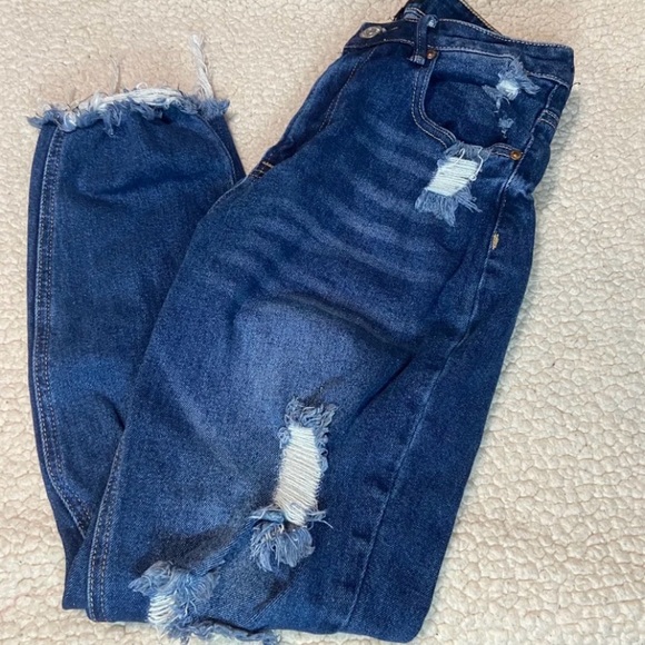 Almost Famous Denim - ⭐️4/$20 Almost Famous Distressed Dark Blue Boyfriend Jeans